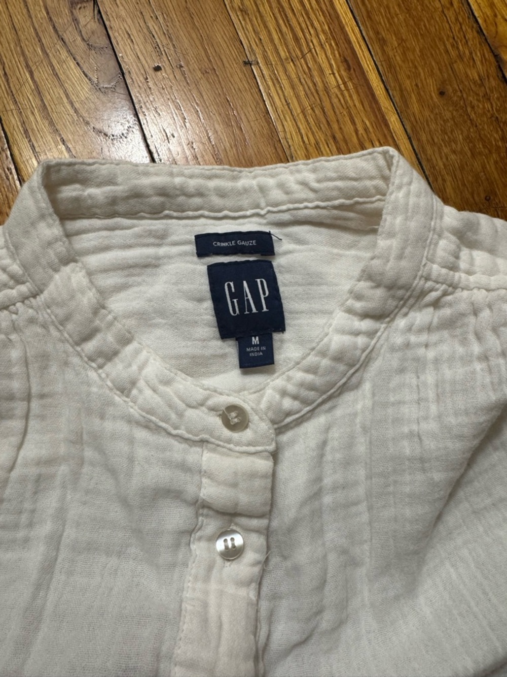 GAP White Band-Collar Button-Down Gauze Shirt - Picture 4 of 5